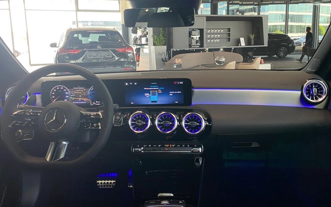 Mercedes-Benz Klasa A cena 234827 przebieg: , rok produkcji 2023 z Ząbkowice Śląskie małe 56